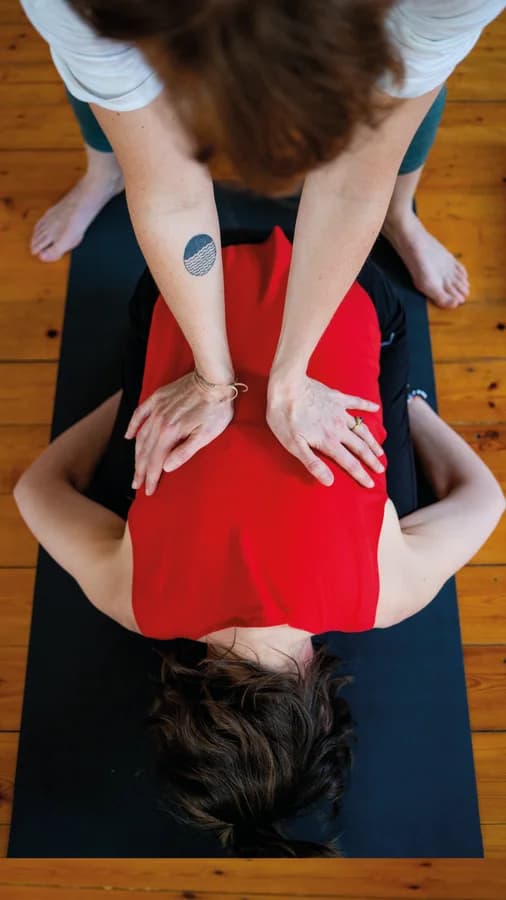 YOGA MIT "HANDS ON" (Thumbnail 2)