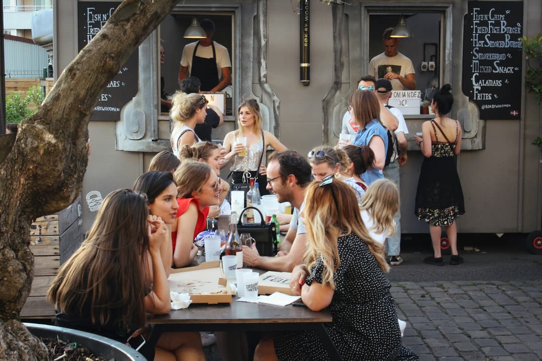 Afterwork – einmal im Monat open air an unserer Schirmbar