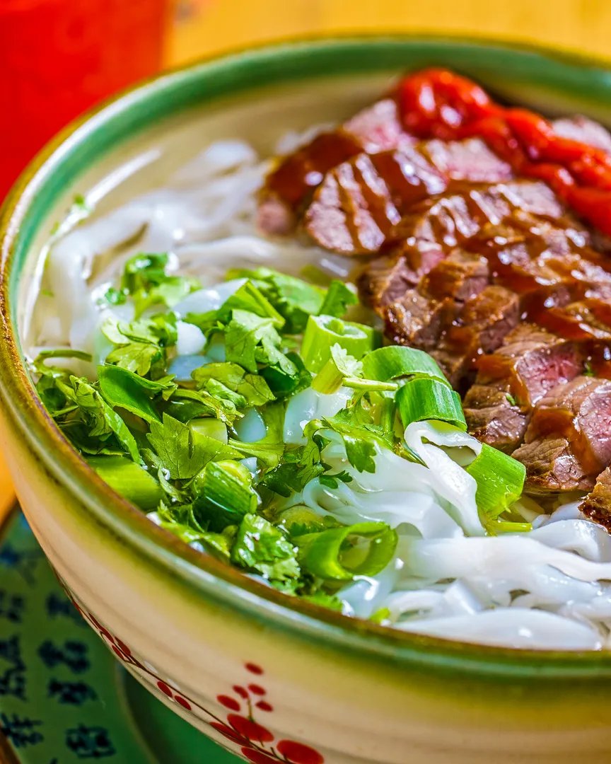 Privater Sushi- oder Vietnam-Kochkurs – direkt bei dir zuhause! 🍣🔥 (Thumbnail 2)